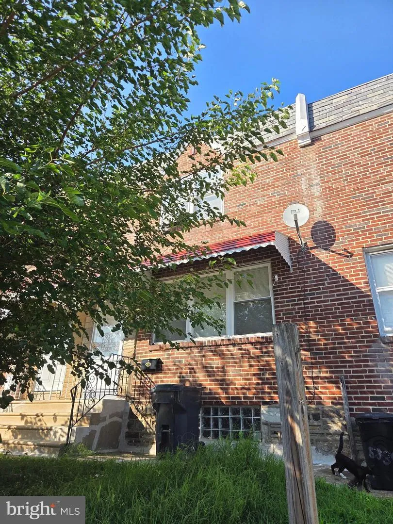 5841 OXFORD AVENUE Philadelphia, PA 19149