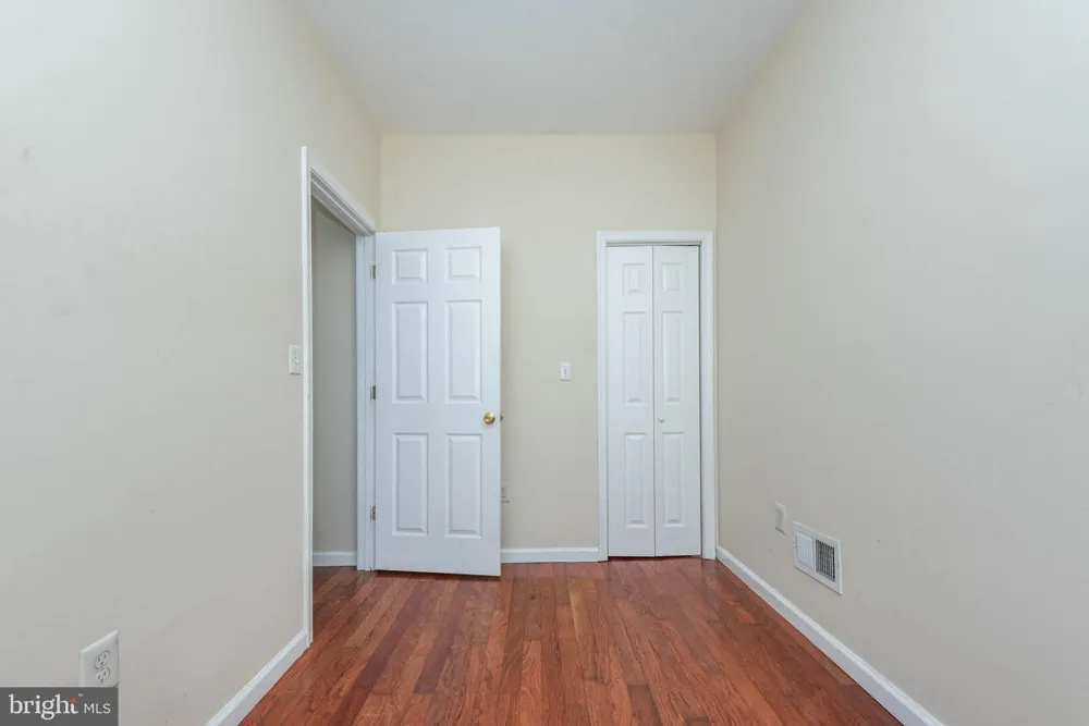 2316 E MADISON STREET Baltimore, MD 21205