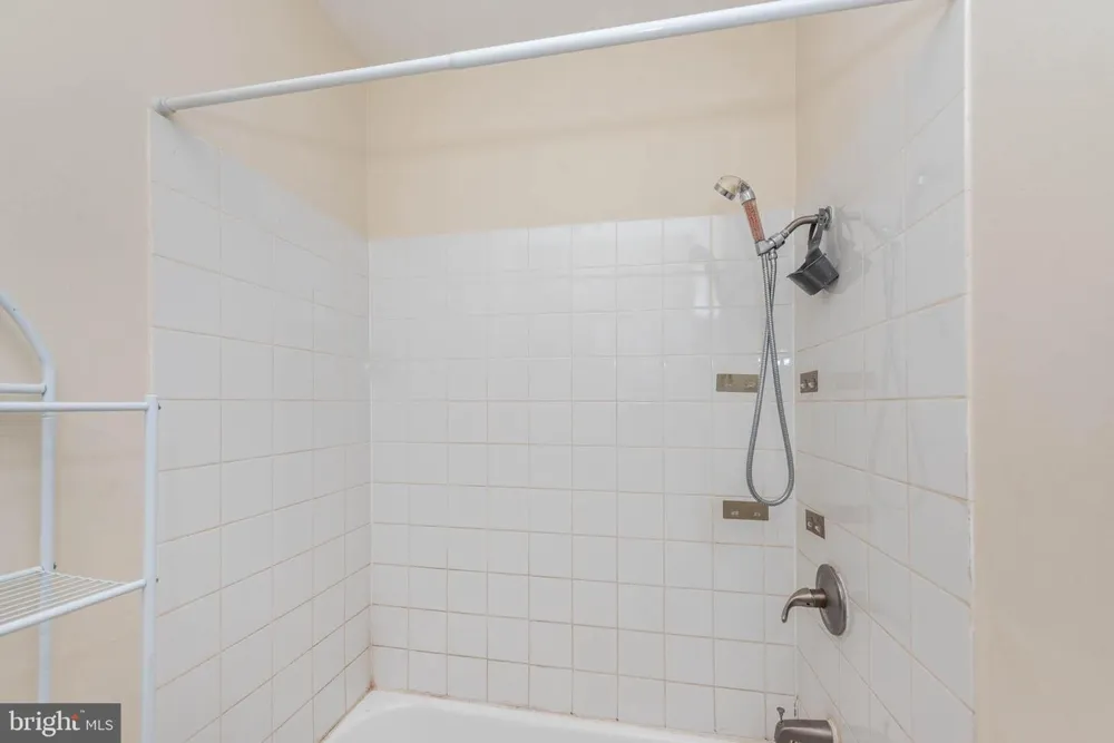 2316 E MADISON STREET Baltimore, MD 21205