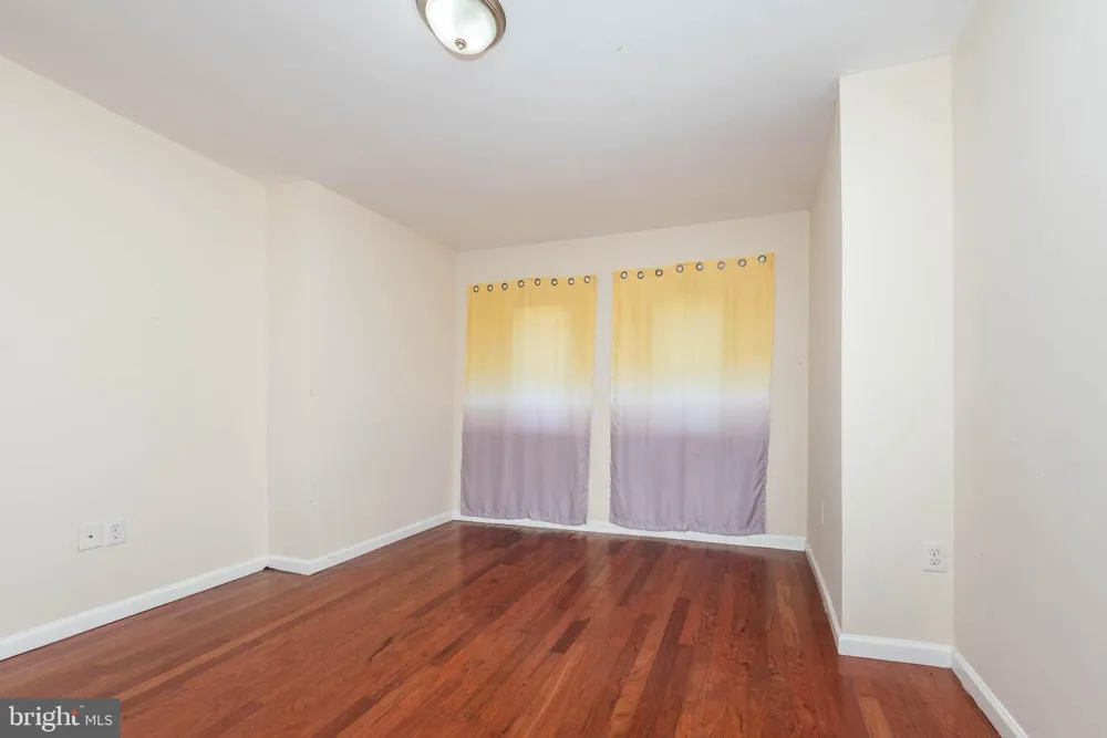 2316 E MADISON STREET Baltimore, MD 21205