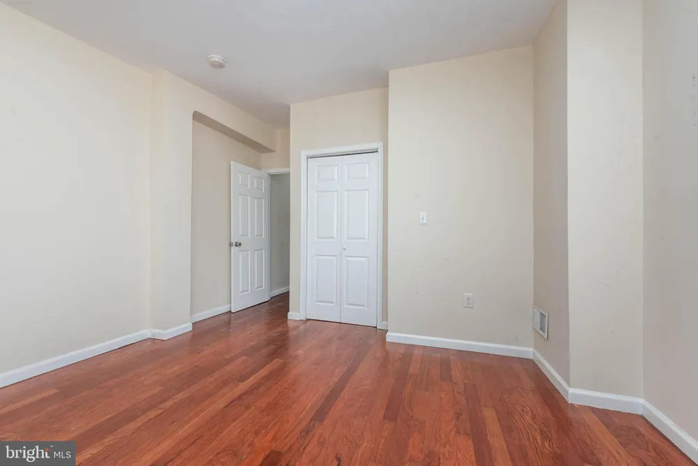 2316 E MADISON STREET Baltimore, MD 21205