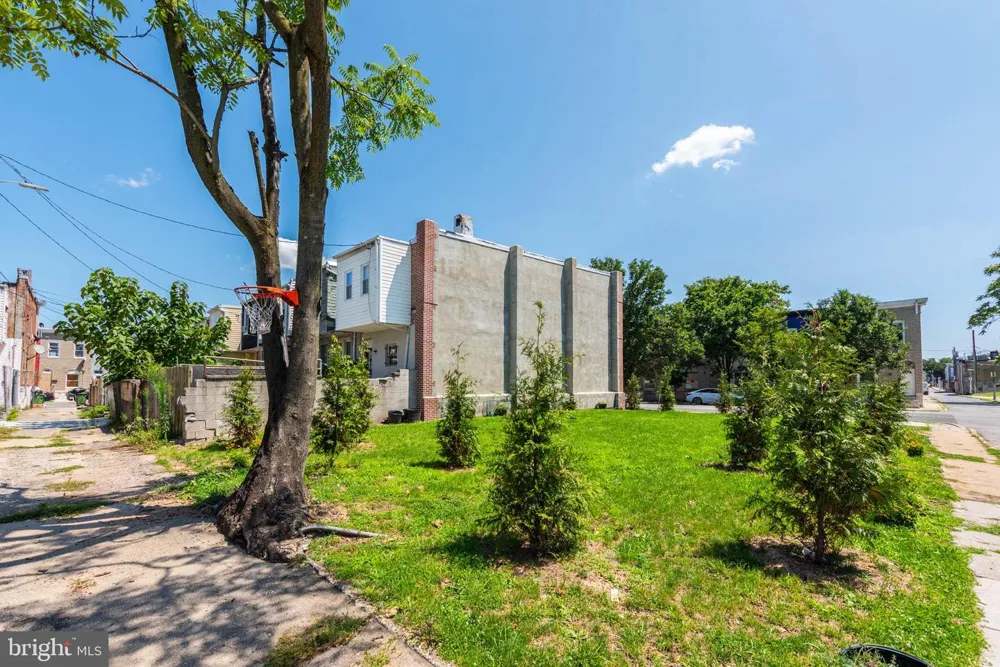 2316 E MADISON STREET Baltimore, MD 21205