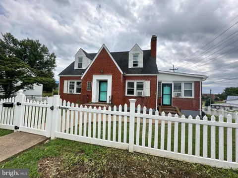 2 TERRACE LANE