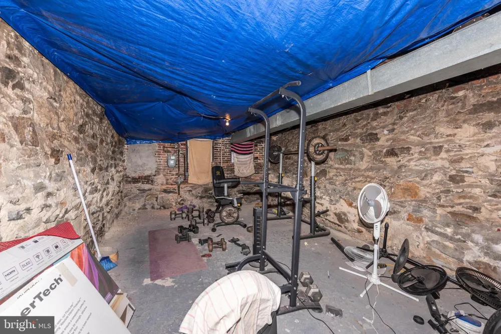 2513 W LOMBARD STREET Baltimore, MD 21223