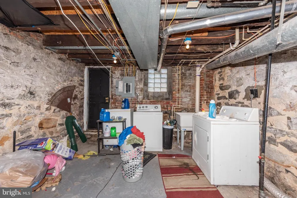 2513 W LOMBARD STREET Baltimore, MD 21223