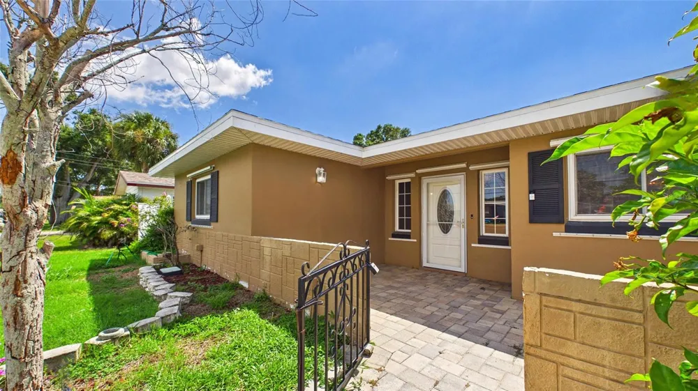 10310 110TH WAY Seminole, FL 33778