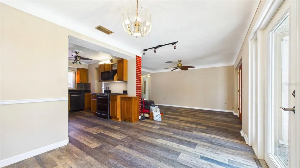10310 110TH WAY Seminole, FL 33778