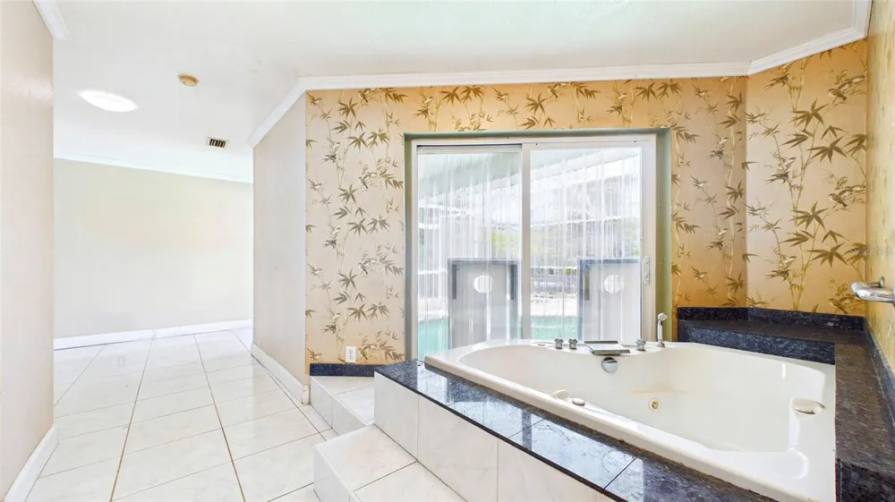 10310 110TH WAY Seminole, FL 33778