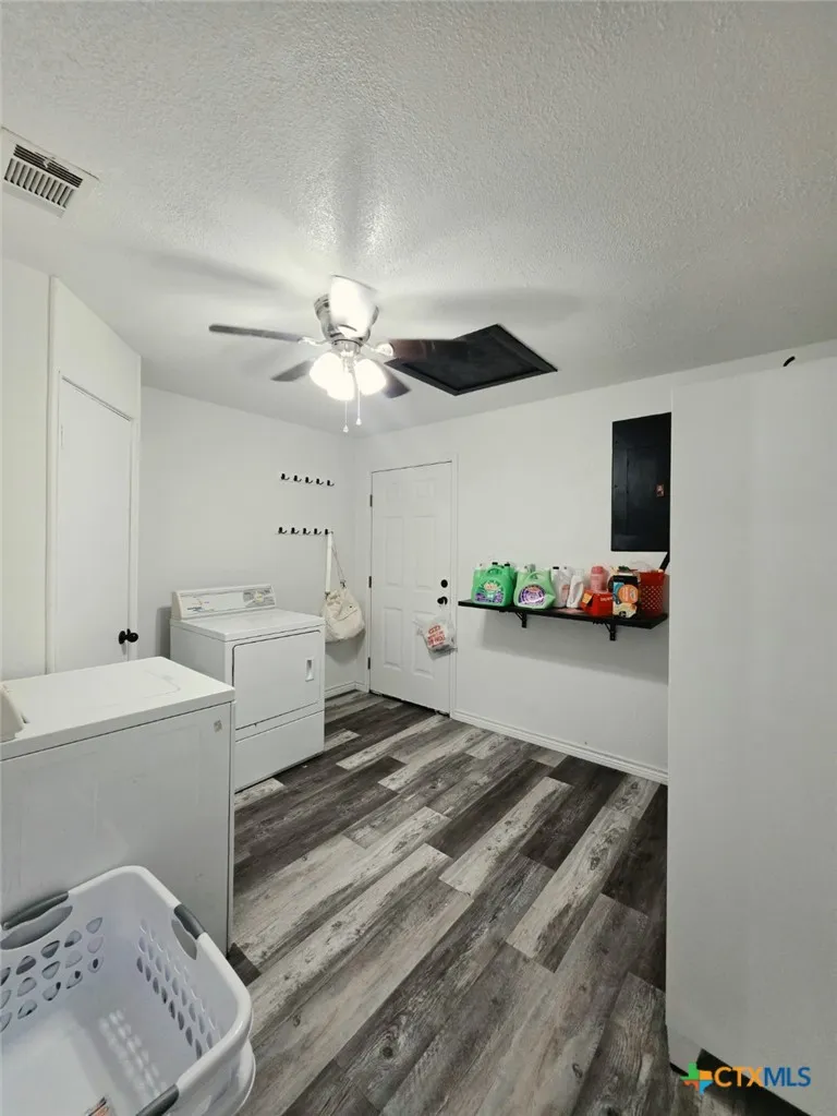 204 26th Street Gatesville, TX 76528