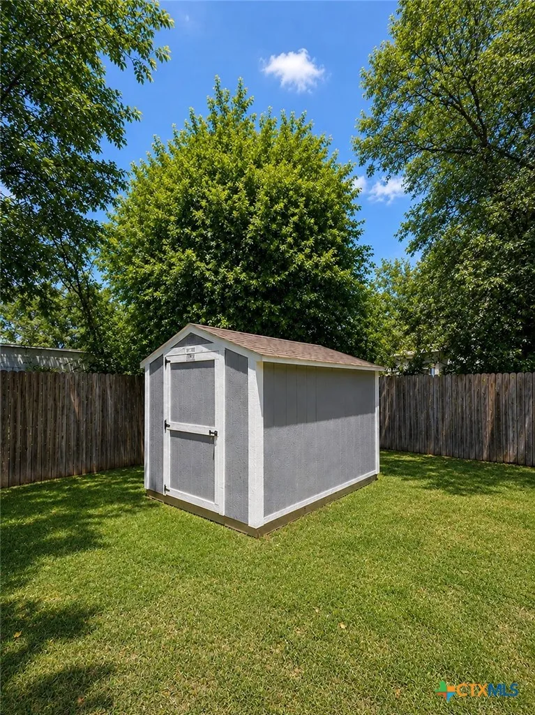 204 26th Street Gatesville, TX 76528