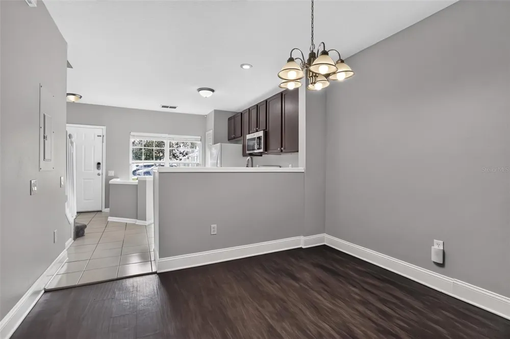 866 VINELAND PLACE Lake Mary, FL 32746