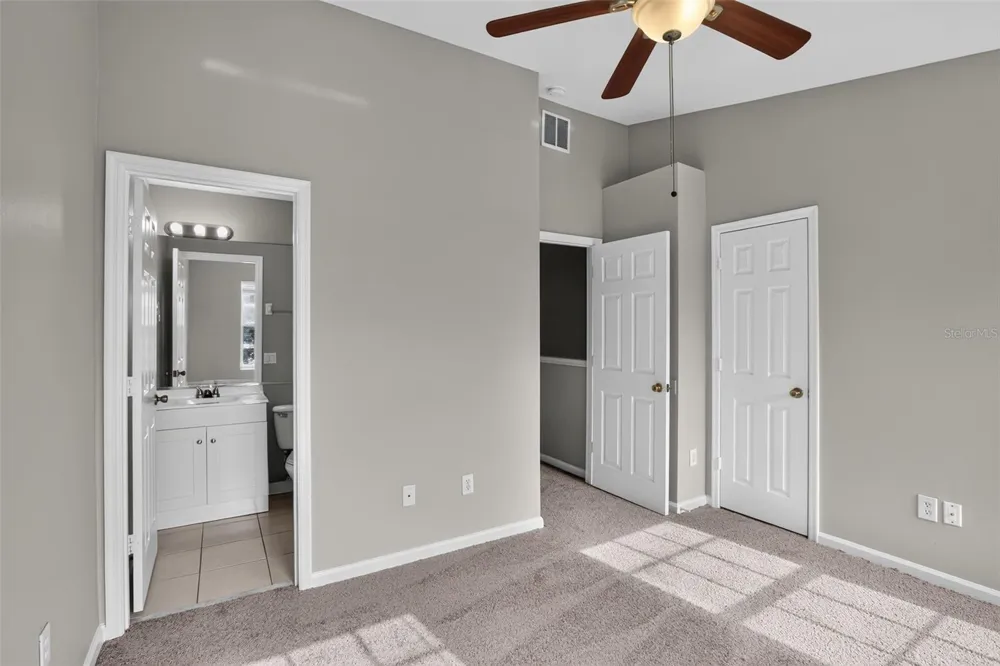 866 VINELAND PLACE Lake Mary, FL 32746