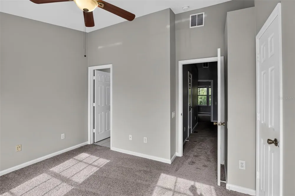 866 VINELAND PLACE Lake Mary, FL 32746