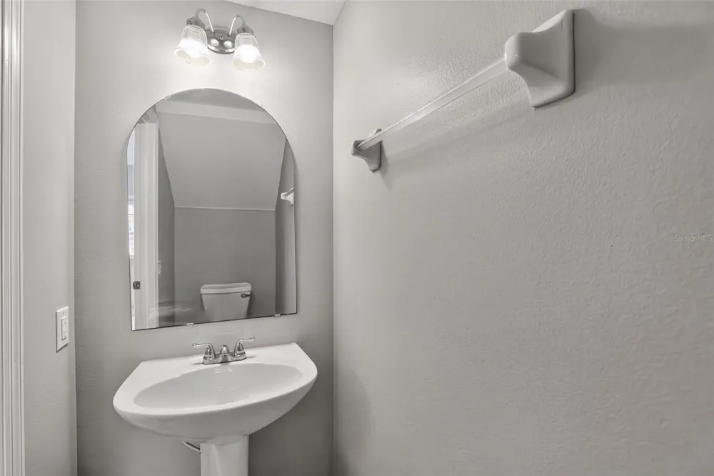 866 VINELAND PLACE Lake Mary, FL 32746