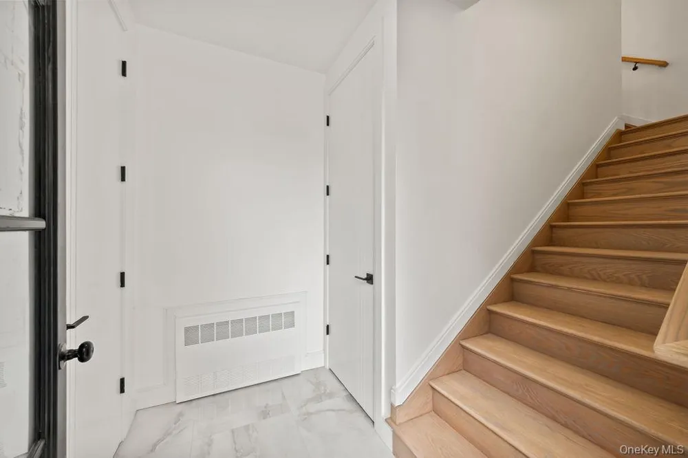 105 Cole Avenue #213 Spring Valley, NY 10977