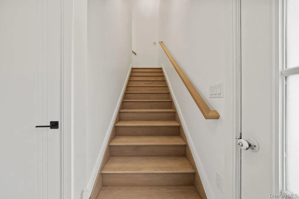 105 Cole Avenue #213 Spring Valley, NY 10977