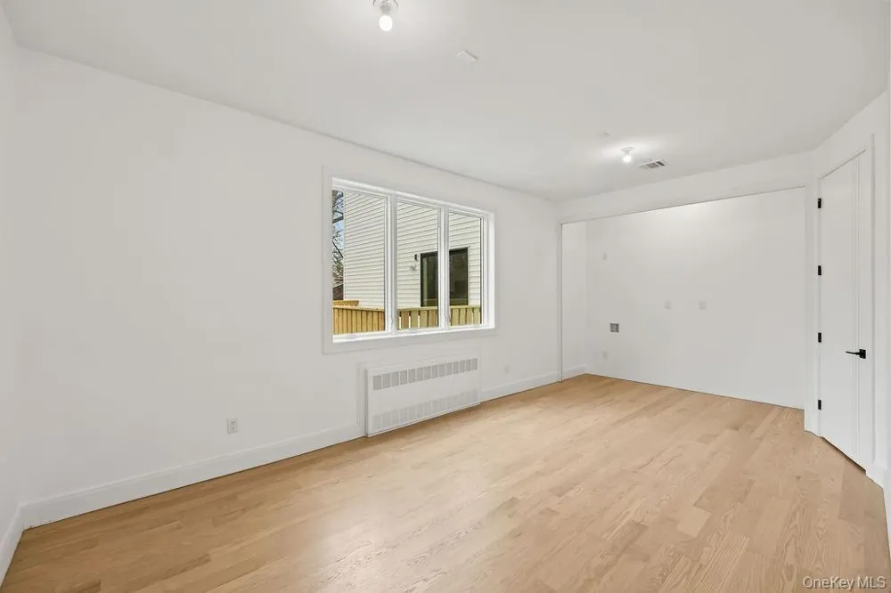 105 Cole Avenue #213 Spring Valley, NY 10977