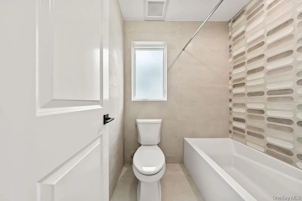 105 Cole Avenue #213 Spring Valley, NY 10977