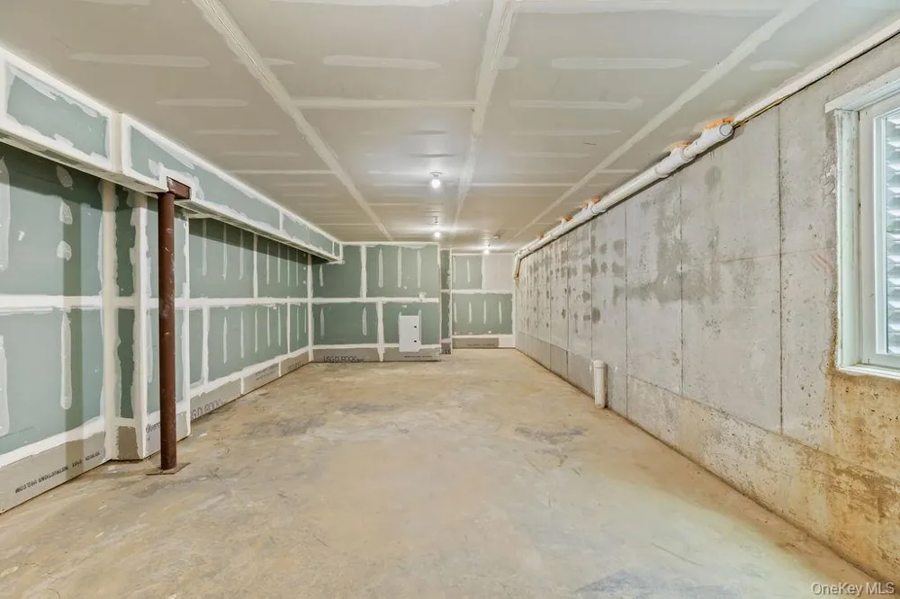 105 Cole Avenue #213 Spring Valley, NY 10977