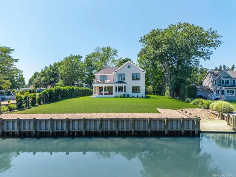 195 Williamsburg Drive
