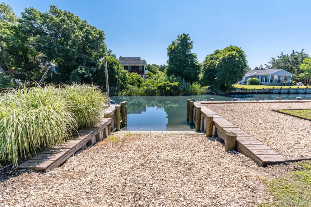 195 Williamsburg Drive Southold, NY 11971