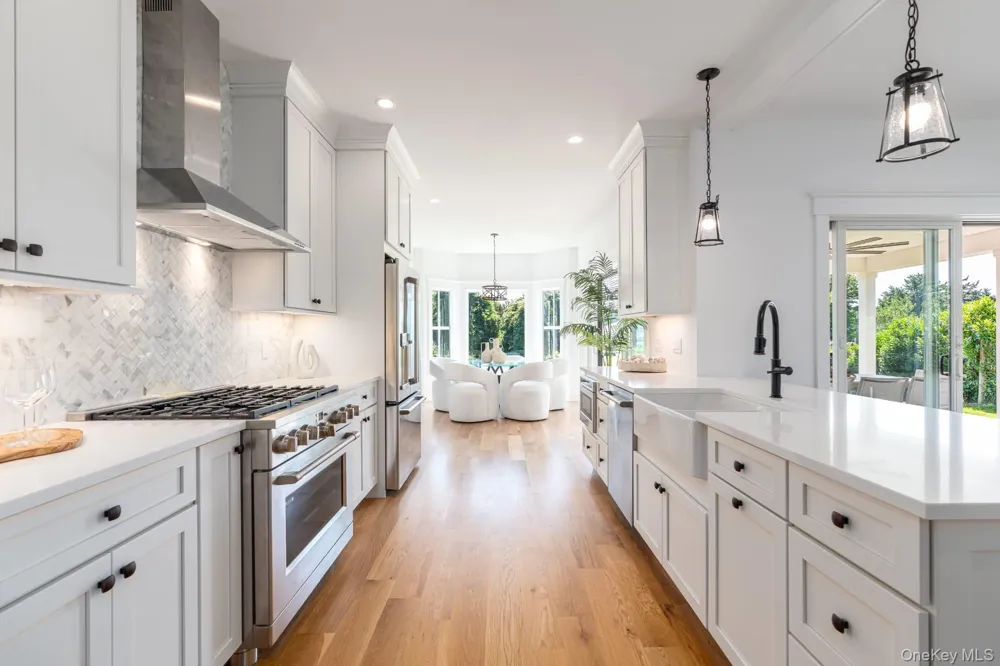 195 Williamsburg Drive Southold, NY 11971