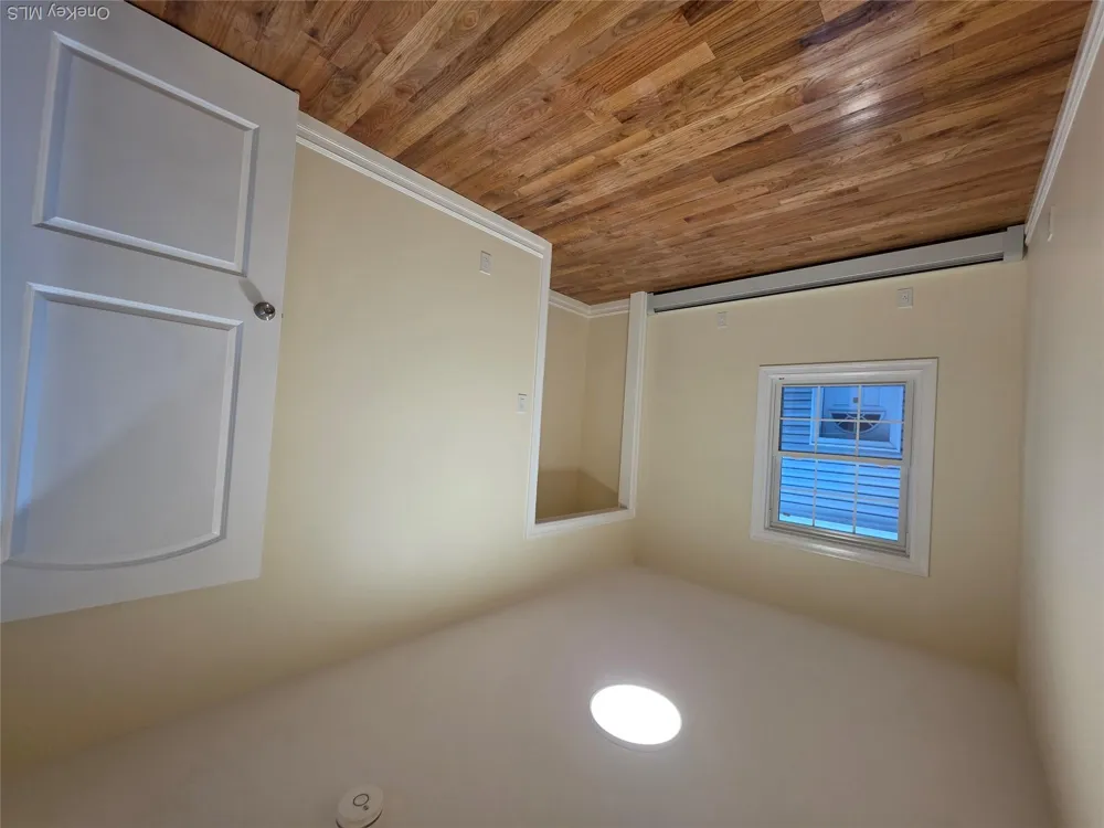 91-12 Park Lane S #1 Woodhaven, NY 11421