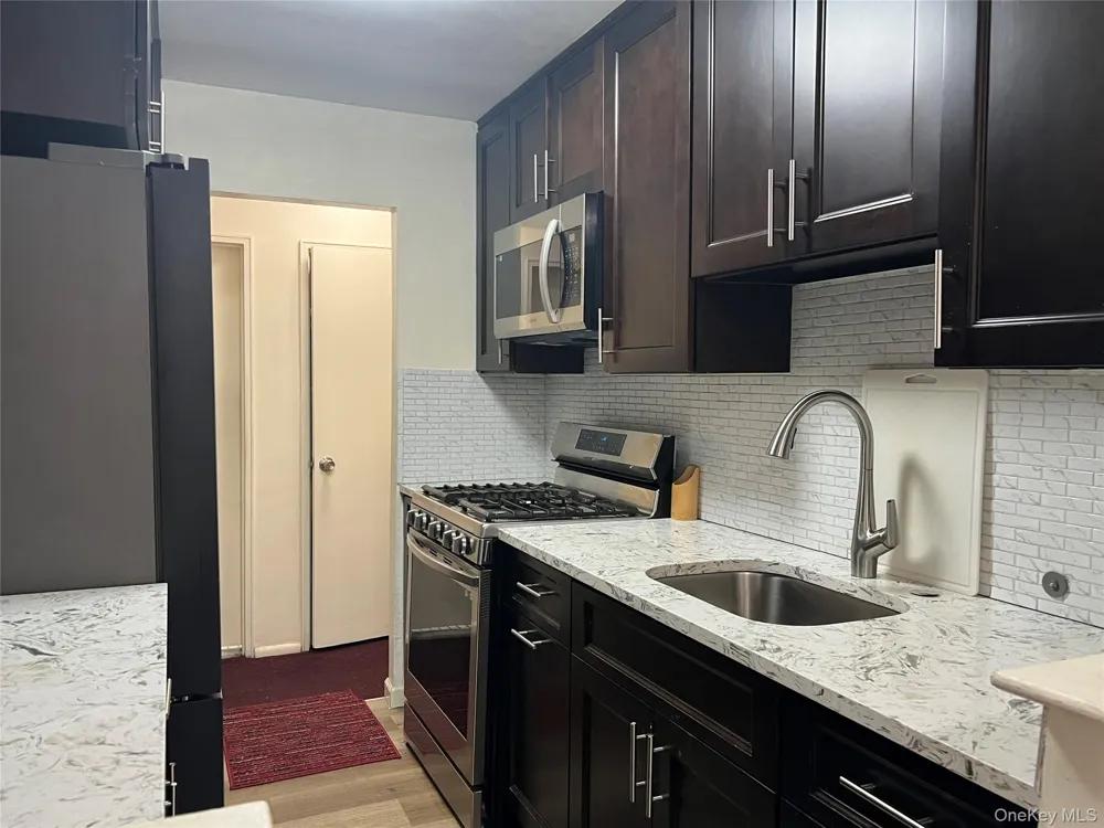 149-30 88th Street #2E Howard Beach, NY 11414