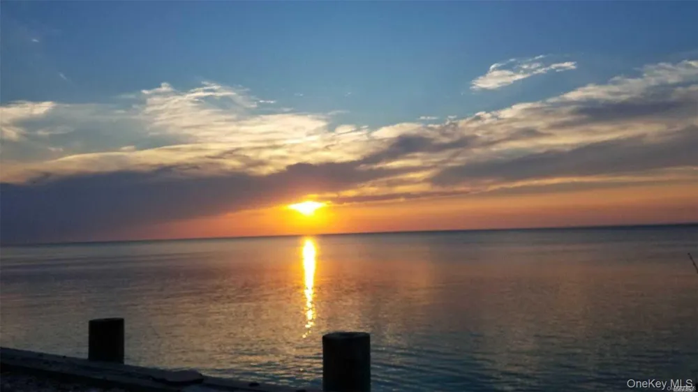 55915 County Road 48 Greenport, NY 11944
