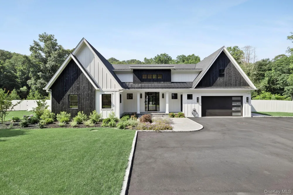 53 Stony Hollow Road Centerport, NY 11721