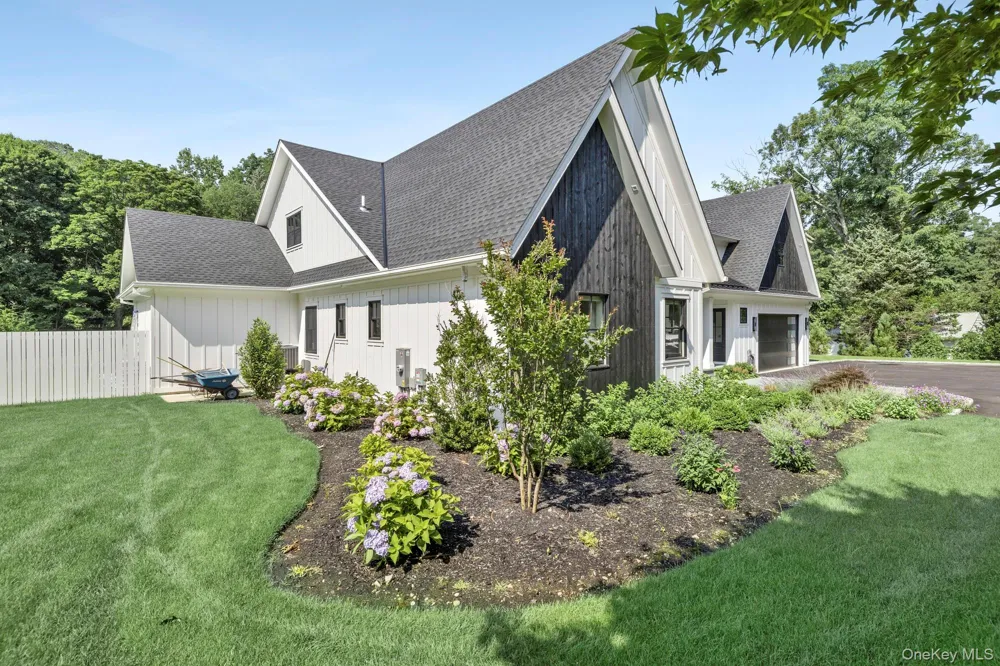 53 Stony Hollow Road Centerport, NY 11721