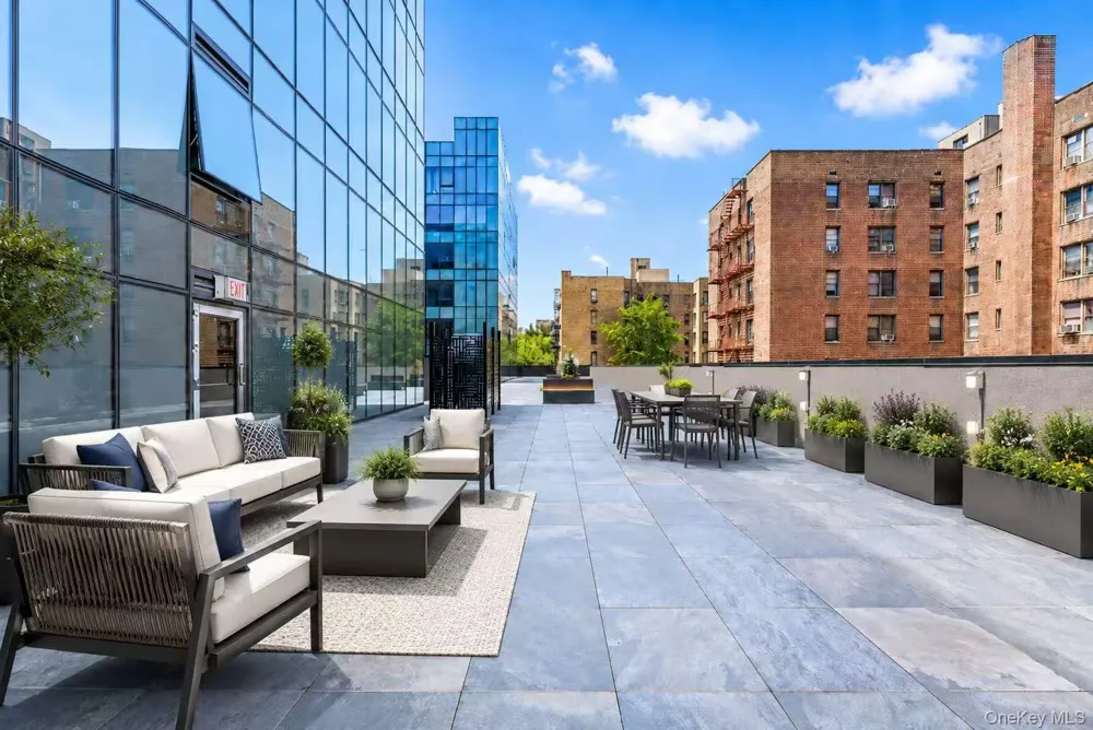 144-49 northern blvd #213 Flushing, NY 11354