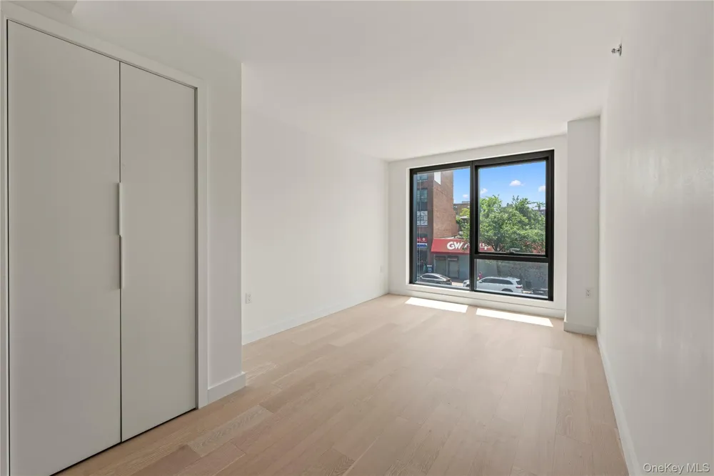 144-49 northern blvd #213 Flushing, NY 11354