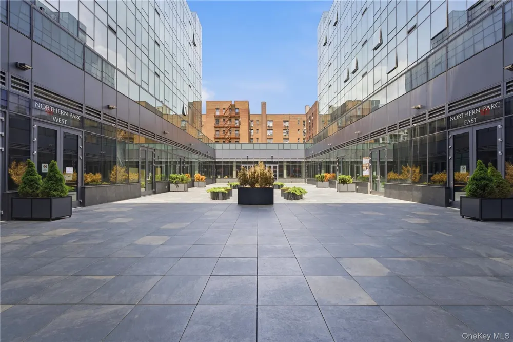 144-49 northern blvd #213 Flushing, NY 11354