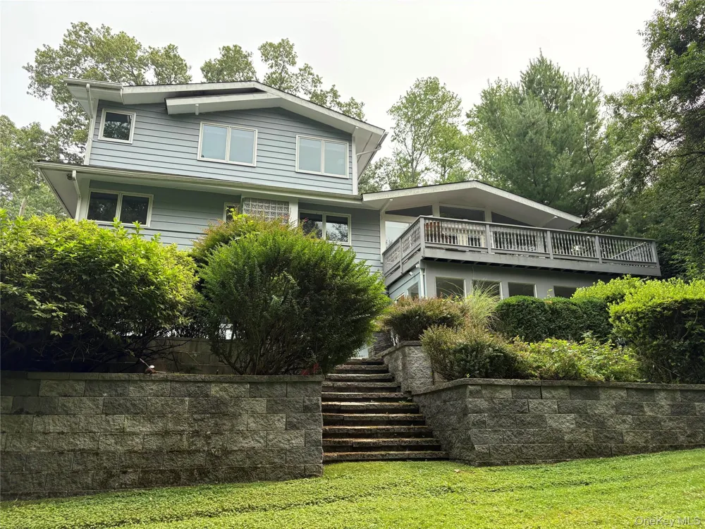 12 Warnke Lane Scarsdale, NY 10583
