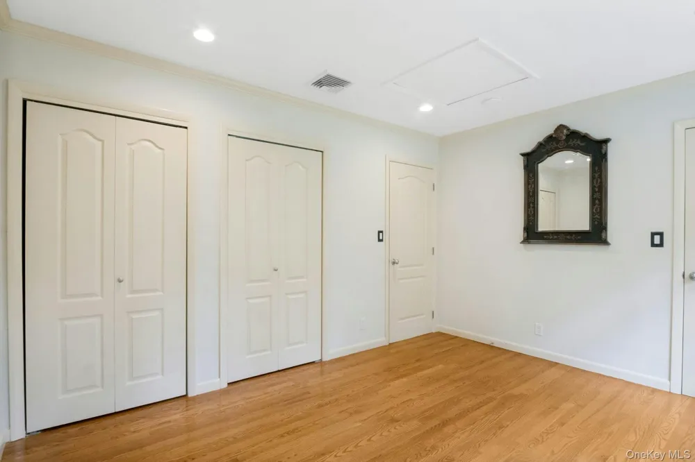 12 Warnke Lane Scarsdale, NY 10583