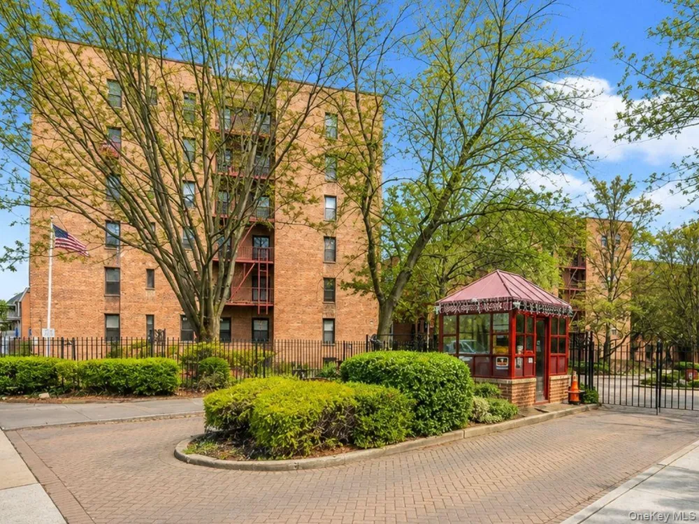 150-30 71st Avenue #2G Flushing, NY 11367