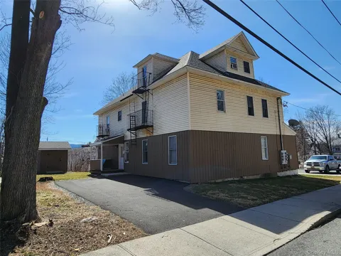 7 Hudson Street #6