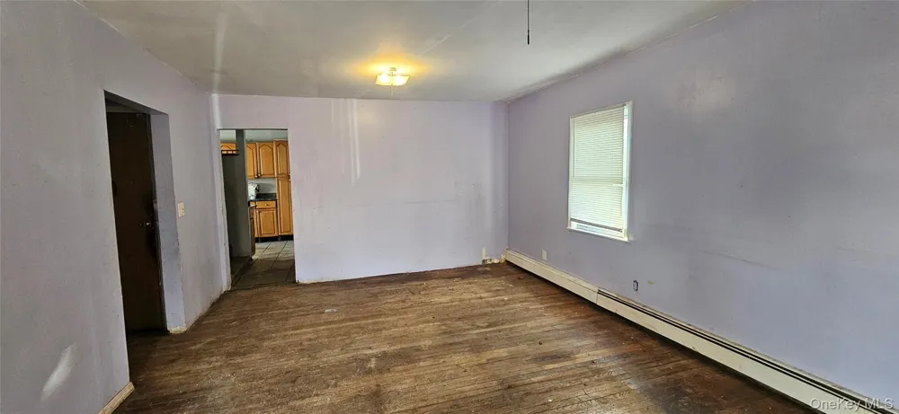 6 Hansen Street Bay Shore, NY 11706