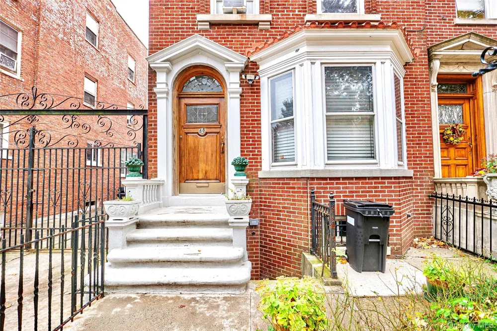 88 Midwood Street Brooklyn, NY 11225