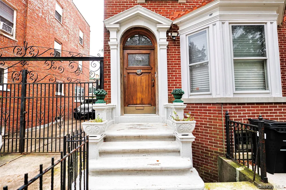 88 Midwood Street Brooklyn, NY 11225