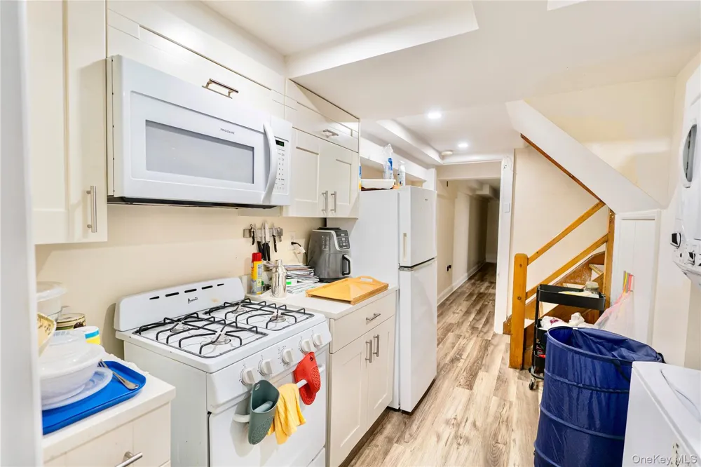 88 Midwood Street Brooklyn, NY 11225