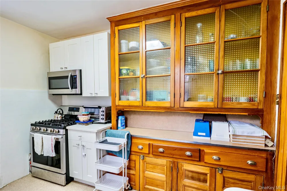88 Midwood Street Brooklyn, NY 11225