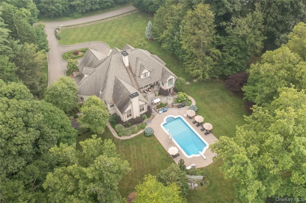 8 Bridey Lane Brewster, NY 10509