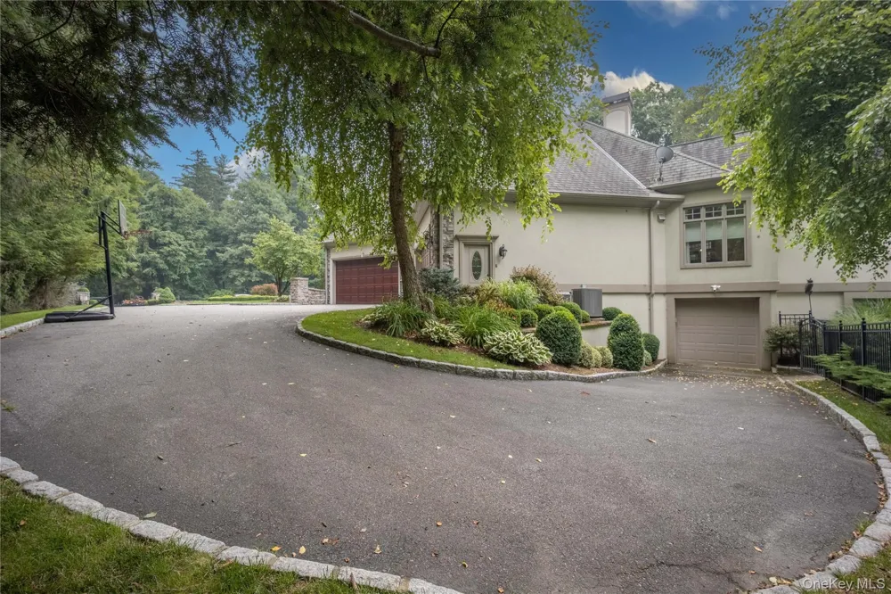 8 Bridey Lane Brewster, NY 10509