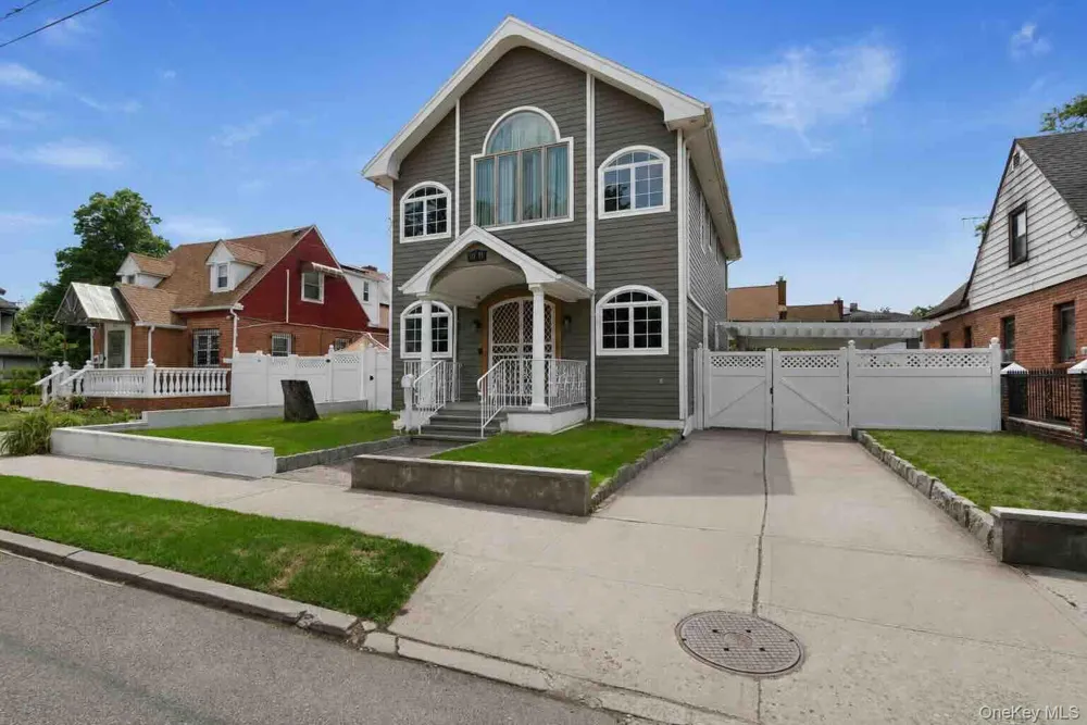 1011 Bay 24th Street Far Rockaway, NY 11691