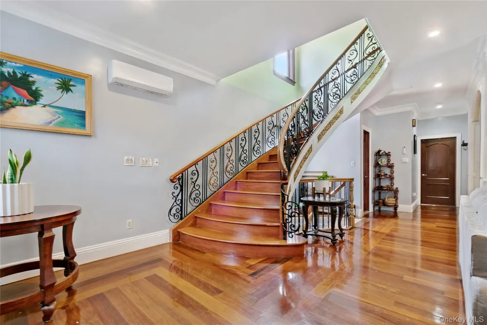 1011 Bay 24th Street Far Rockaway, NY 11691
