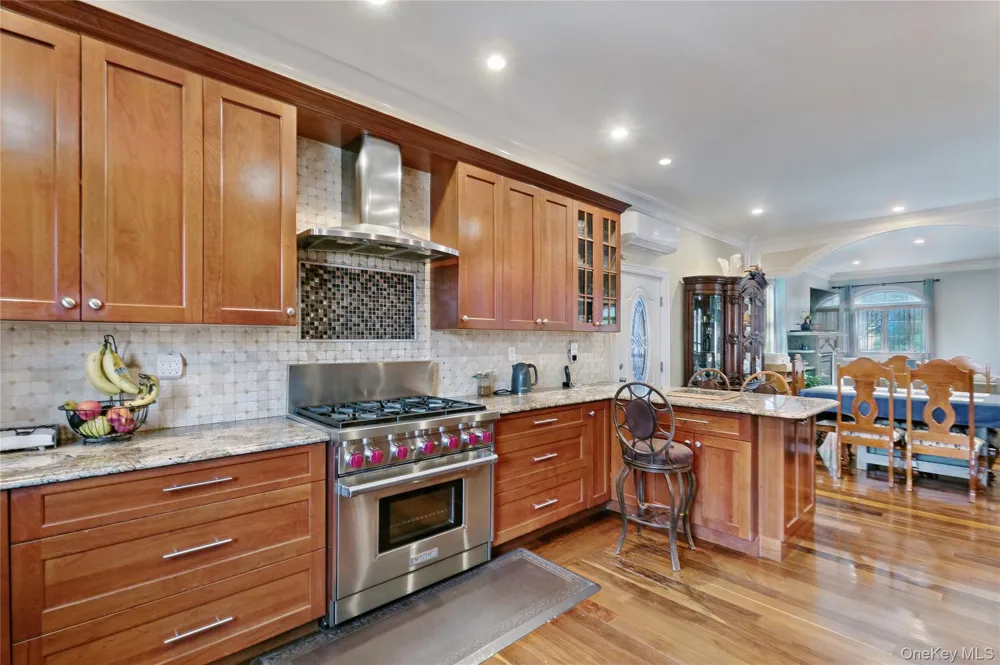 1011 Bay 24th Street Far Rockaway, NY 11691