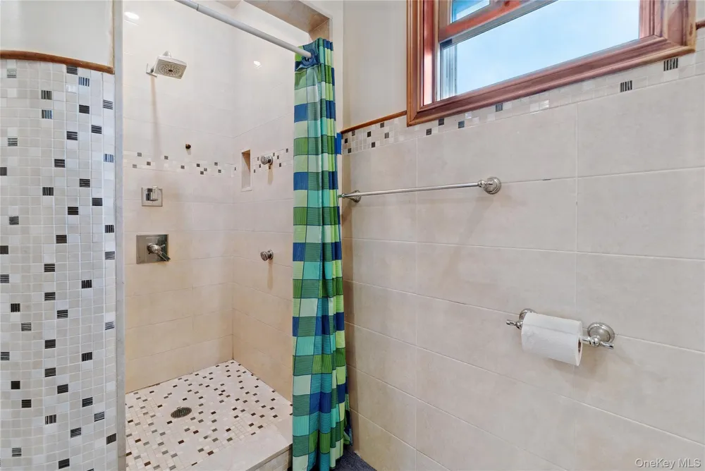 1011 Bay 24th Street Far Rockaway, NY 11691