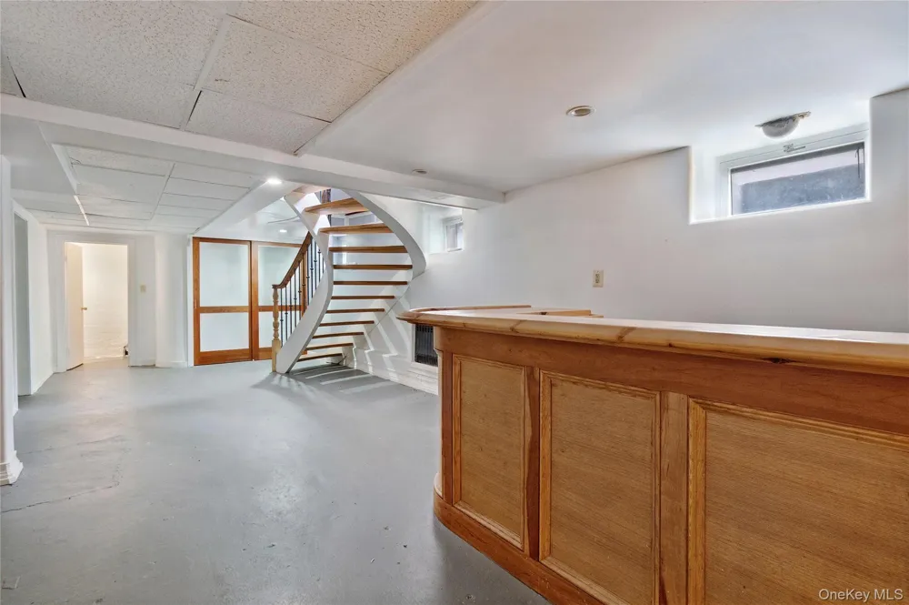 1011 Bay 24th Street Far Rockaway, NY 11691